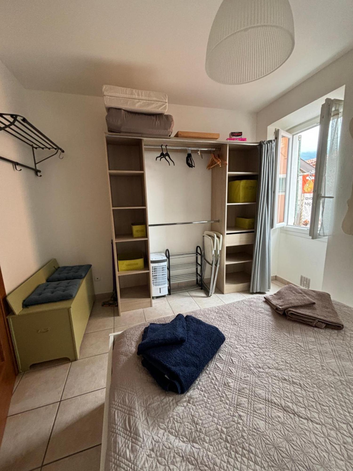 Joli Appart 29M2 En Vieille Ville Menton 2 Mins De La Mer Exterior photo